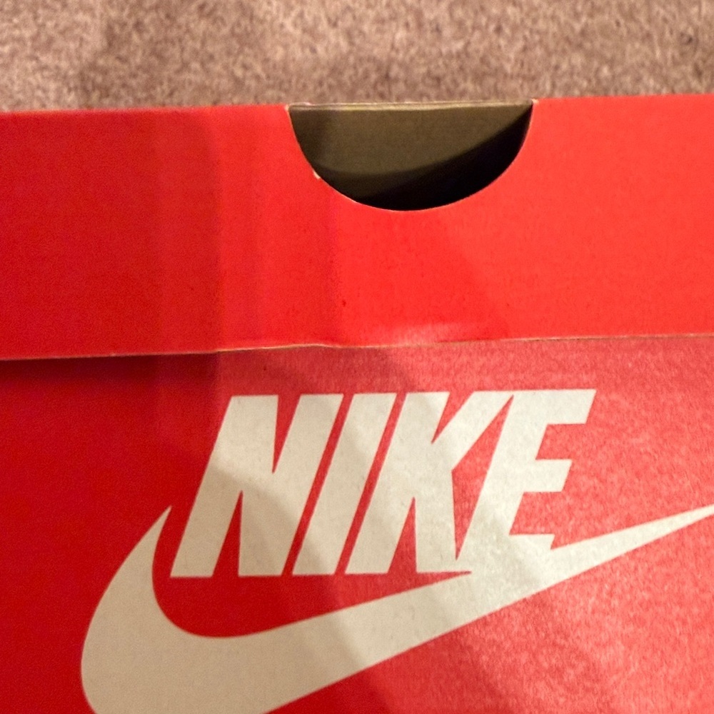 Nike Air Max Nuaxis Men's running shoe | sneakers | men’s size 7 | women’s 8.5 - Picture 12 of 14